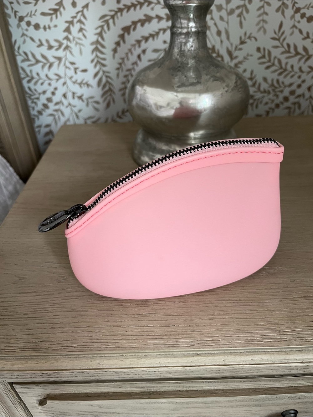 Pink Makeup Bag - Picture 2 of 3
